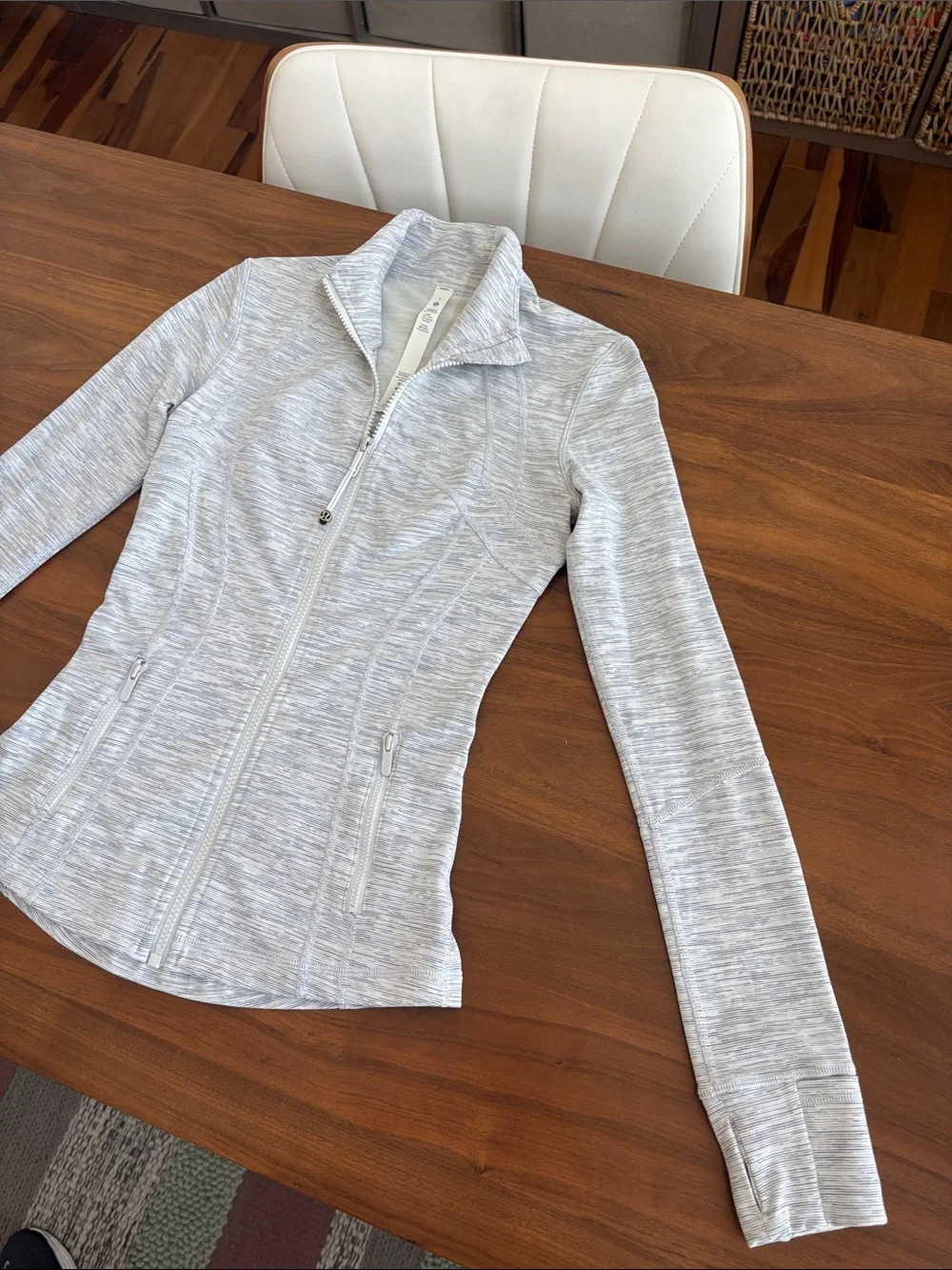 Lululemon Define Jacket Asia Gray White Spacedye Size 2 Like new!!